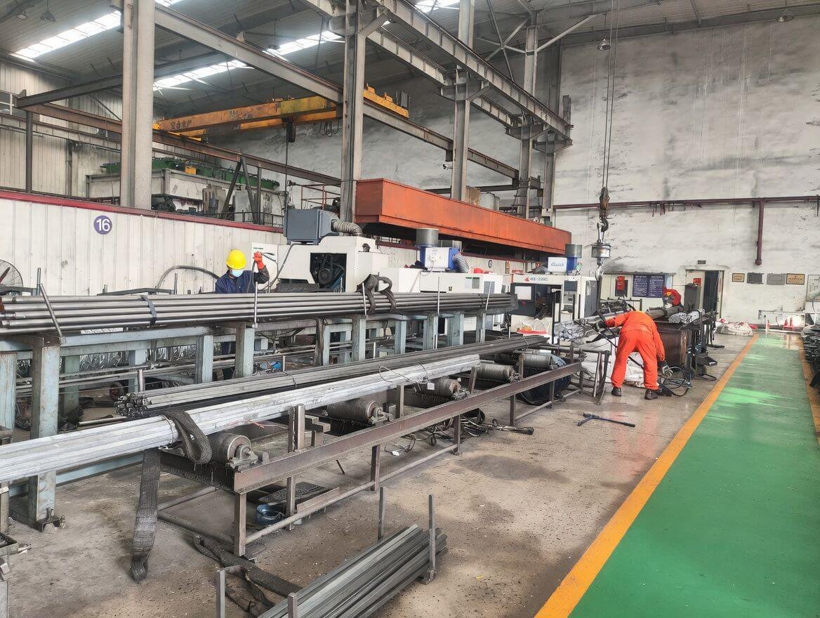Export packaging for precision cold drawn steel bars