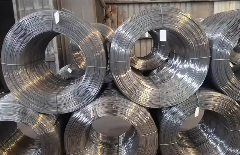 Cold drawn steel wire for resistance welding applications with clean bright surface